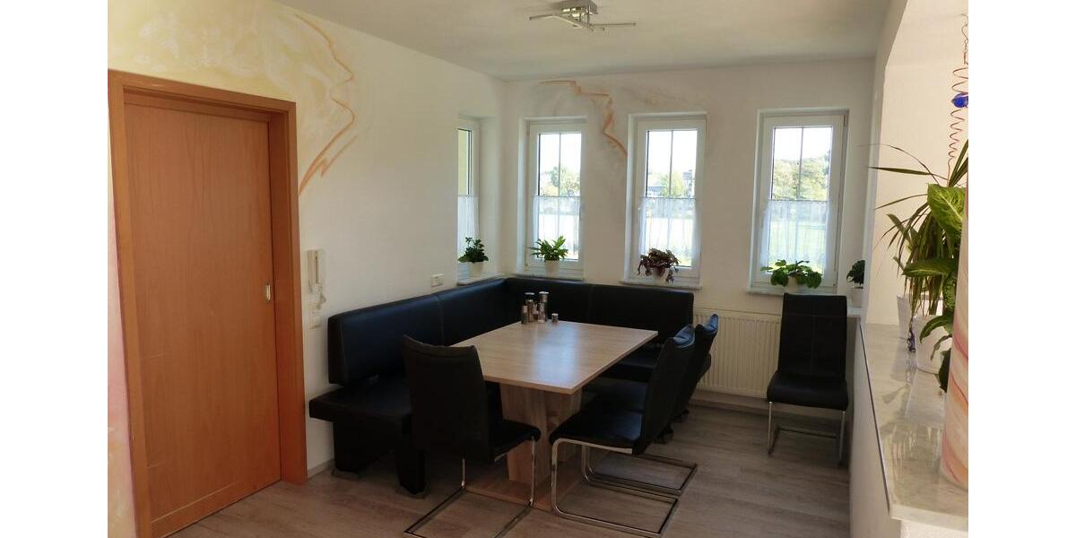Einfamilienhaus Biberbach - 5 Zimmer, 138 m&sup2;, 1.900&euro; | Angebot:26126444