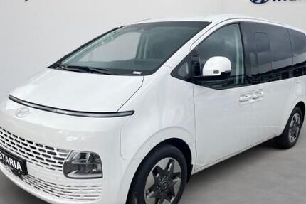 Hyundai STARIA 9.510 km 42.990 &euro; Schiffweiler 66578
