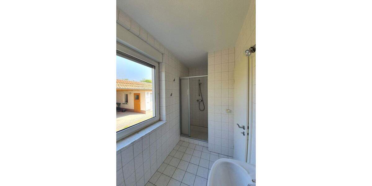 Einfamilienhaus Finsterwalde - 5 Zimmer, 130 m&sup2;, 1.290&euro; | Angebot:25337669