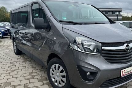 Opel Vivaro 199.000 km 15.499 &euro; Weiden 92637