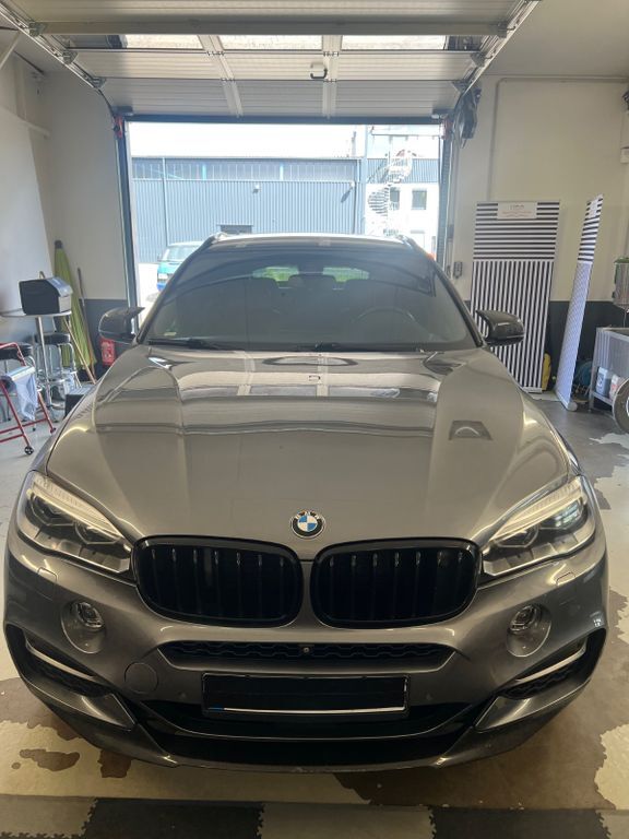 X6 M50