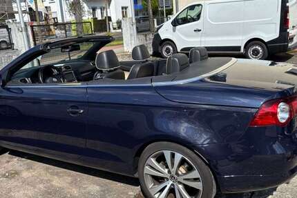 VW Eos 105.000 km 9.900 &euro; Paderborn 33104