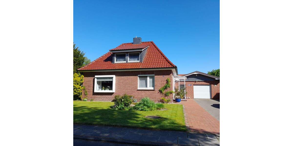 Sehr schönes Einfamilienhaus mit Garage in Rodenkirchen 4 zimmer