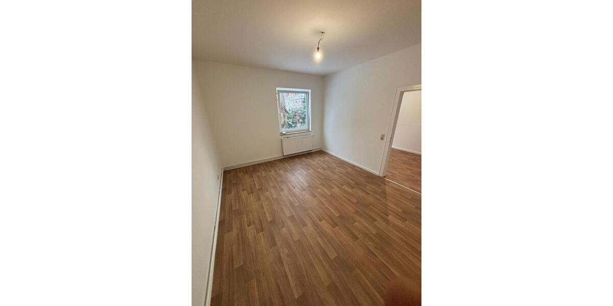 Erdgeschoßwohnung Minden - 4 Zimmer, 100 m&sup2;, 751&euro; | Angebot:25479731