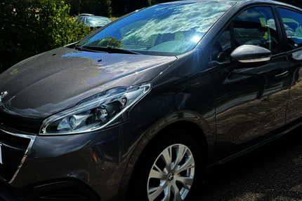 Peugeot 208 80.550 km 8.990 &euro; Schwäbisch Gmünd 73527