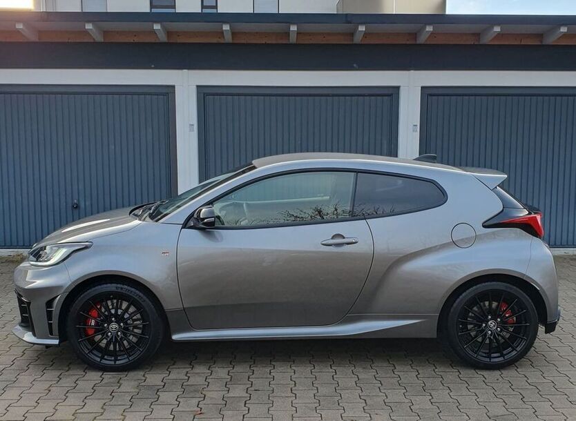 Yaris