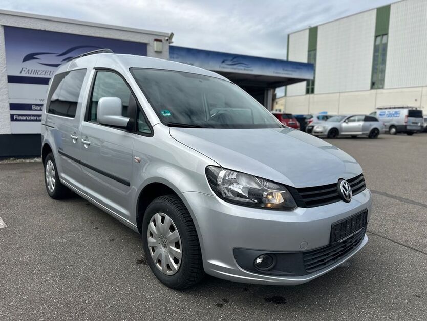 VW Caddy 223.920 km 5.900 € Ravensburg 88214