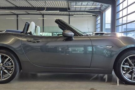 Mazda MX-5 12.000 km 31.950 &euro; Geesthacht bei Hamburg 21502