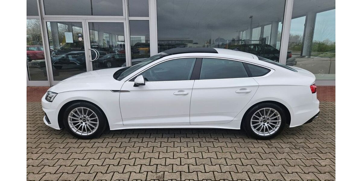 Audi A5 64.300 km 26.970 &euro; Walbeck 06333