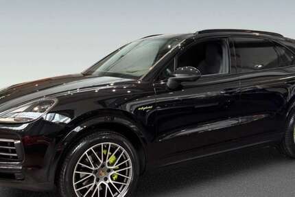 Porsche Cayenne 26.599 km 76.900 &euro; München 81669