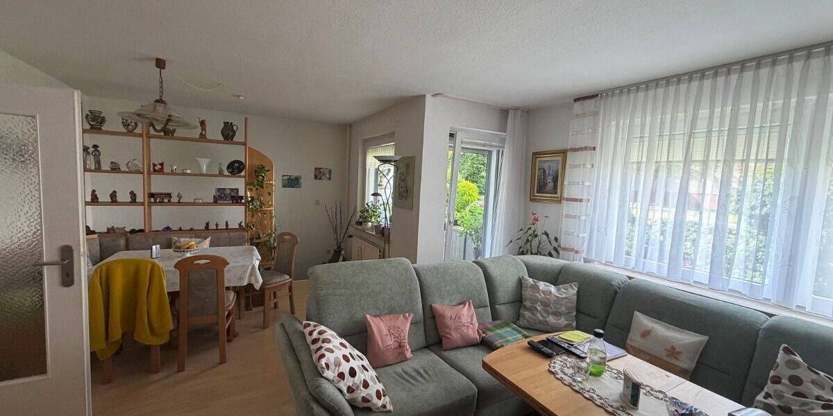 Etagenwohnung Seesen - 3 Zimmer, 90 m&sup2;, 145.000&euro; | Angebot:26833557