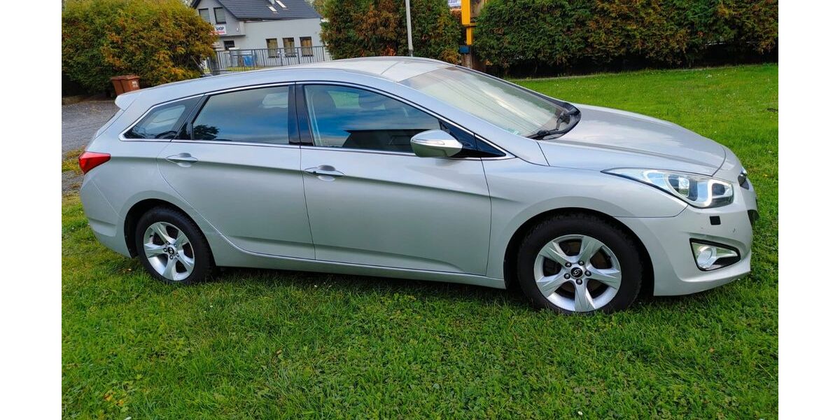 Hyundai i40 144.500 km 5.990 &euro; Dresden 01097