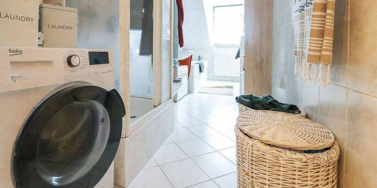 Etagenwohnung Chemnitz Schloßchemnitz - 4 Zimmer, 86 m&sup2;, 124.000&euro; | Angebot:25734518