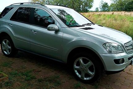 Mercedes-Benz ML 320 214.000 km 8.700 &euro; Jemgum 26844