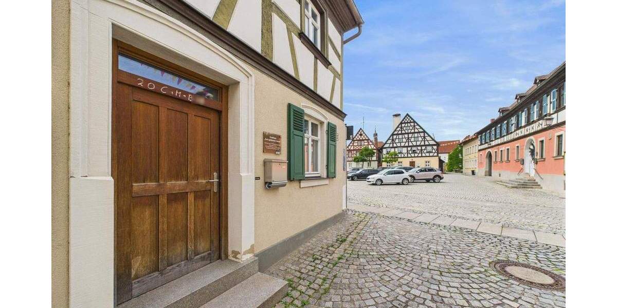 Einfamilienhaus Baunach - 9 Zimmer, 280 m&sup2;, 2.150&euro; | Angebot:26675744