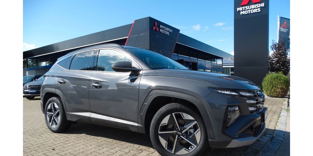 Hyundai TUCSON 9.000 km 28.990 &euro; Königsbrunn 86343