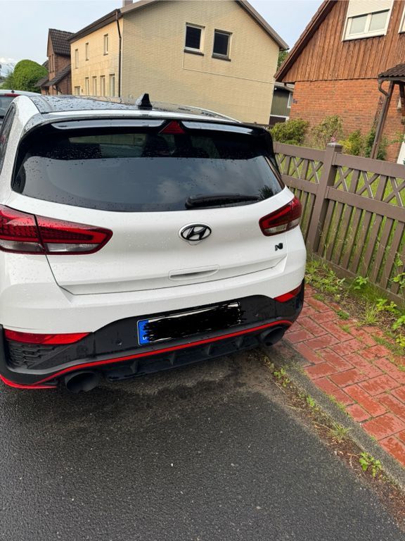 i30