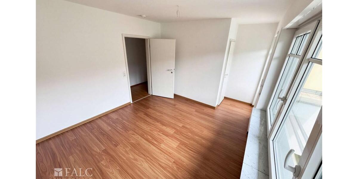 Maisonettenwohnung Wiesloch - 3.5 Zimmer, 120 m&sup2;, 1.100&euro; | Angebot:26289267