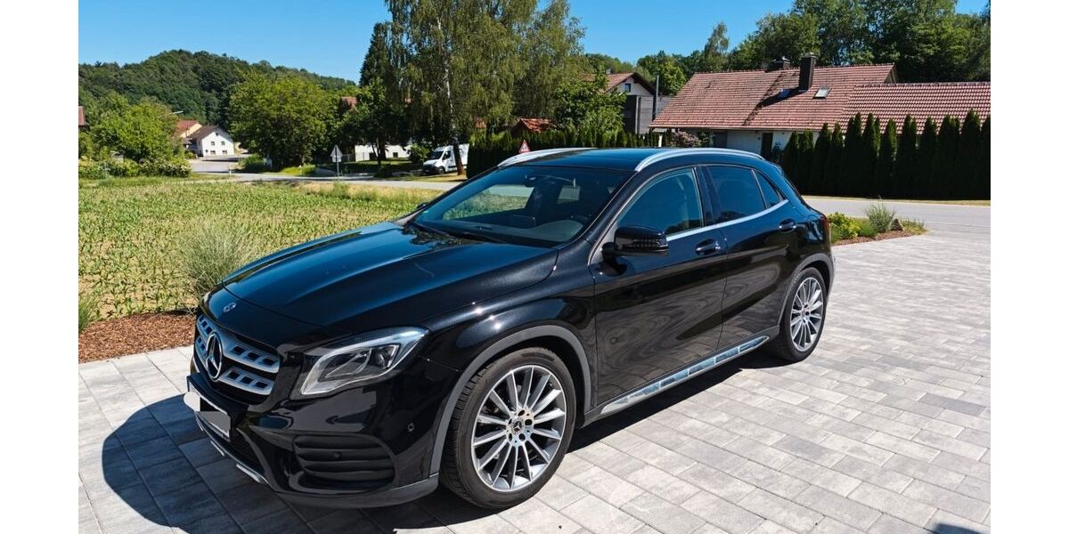 Mercedes-Benz GLA 250 89.700 km 22.000 &euro; Schöllnach 94508