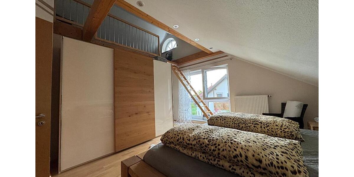 Einfamilienhaus Amberg - 5 Zimmer, 205 m&sup2;, 1.850&euro; | Angebot:26095014
