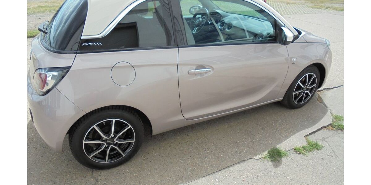 Opel Adam 86.214 km 5.990 &euro; Seelow 15306