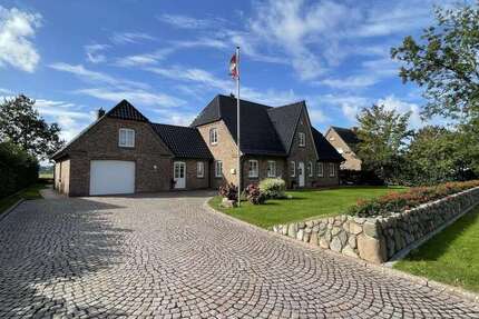 Haus zum Kaufen in Nordstrand 750.000 € 250 m² 7 zimmer