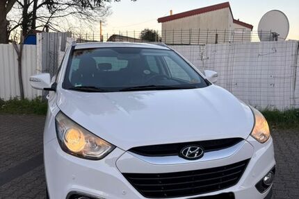 Hyundai ix35 254.213 km 6.000 &euro; Köln 50997