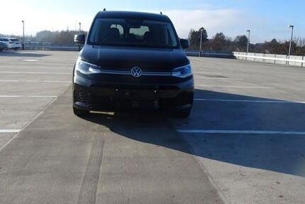 VW Caddy Maxi 2.500 km 49.490 &euro; München 80686