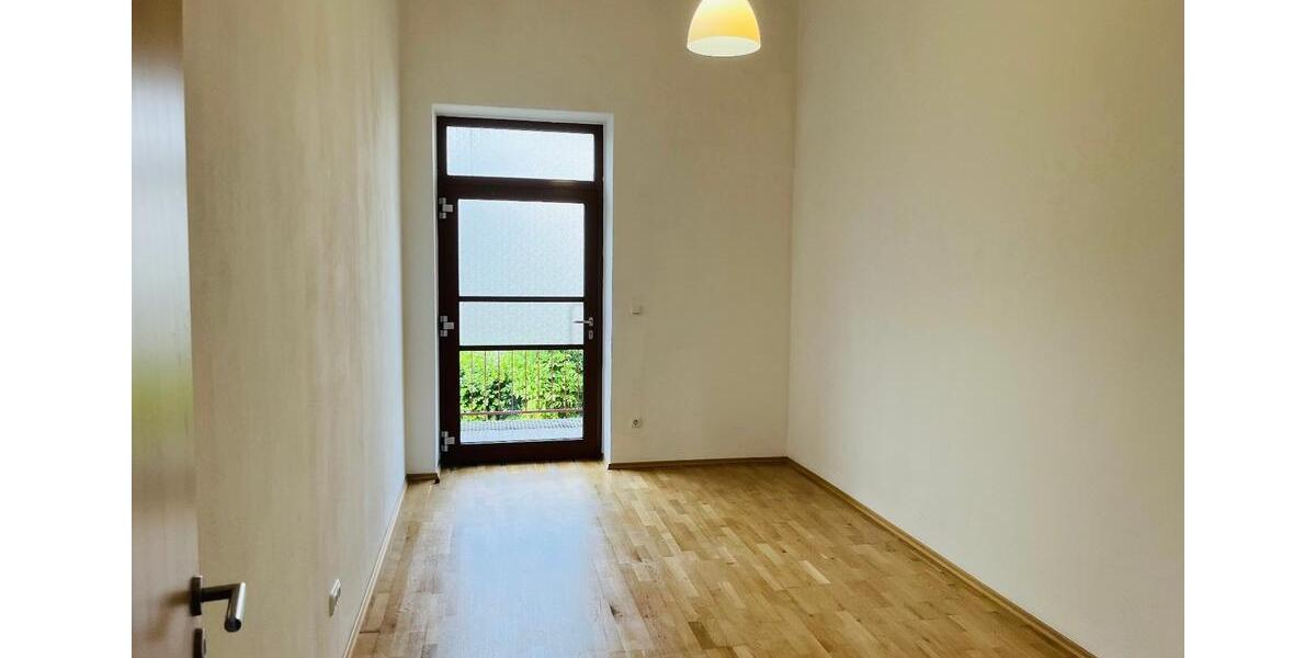Loft - Studio - Atelier Neutraubling - 4.5 Zimmer, 119 m&sup2;, 295.000&euro; | Angebot:26683600