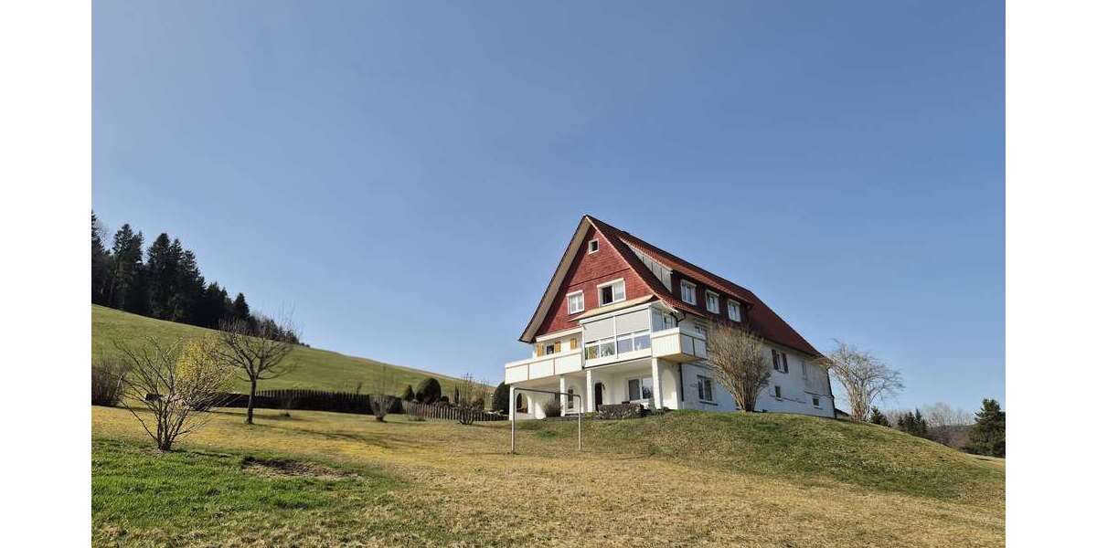 Einfamilienhaus Baiersbronn - 11 Zimmer, 221 m&sup2;, 549.000&euro; | Angebot:25414567