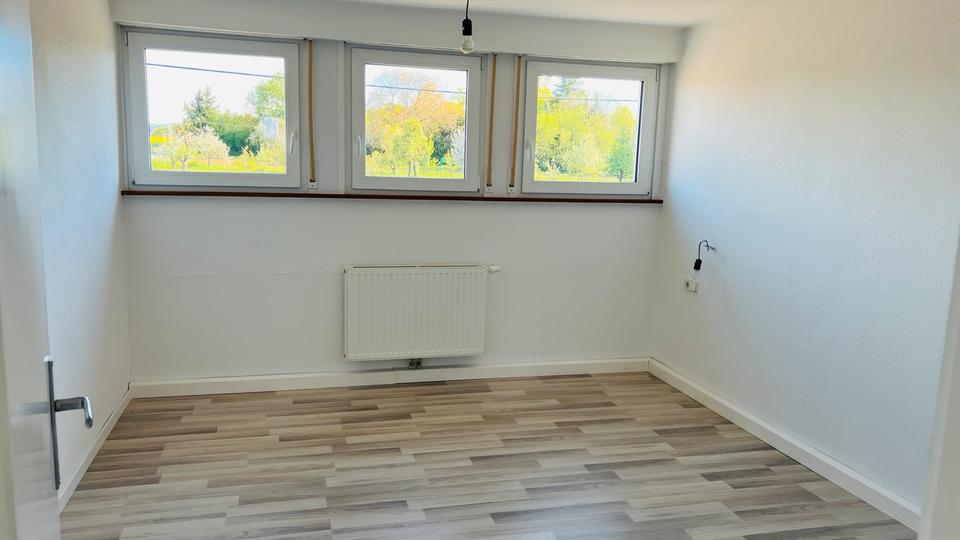 Etagenwohnung Fellbach Oeffingen - 3.5 Zimmer, 75 m&sup2;, 900&euro; | Angebot:26325807