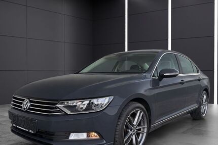 VW Passat 74.500 km 11.990 &euro; Reutlingen / Stuttgart 72766