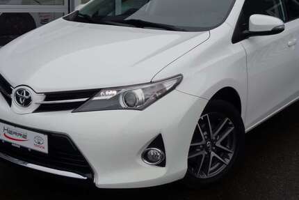 Toyota Auris 143.100 km 9.990 &euro; Gammertingen 72501