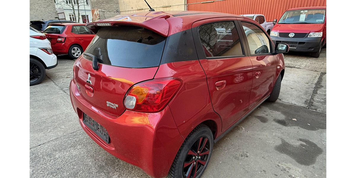 Mitsubishi Space Star 1,2 Diamant Edition+ 1.Hd Sitzhz. Kli 99.860 km 5.800 &euro; Berlin 10247