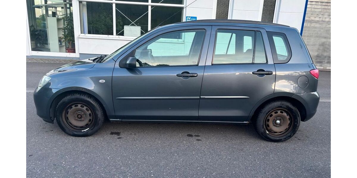 Mazda 2 190.000 km 690 &euro; Dornburg-Camburg 07774