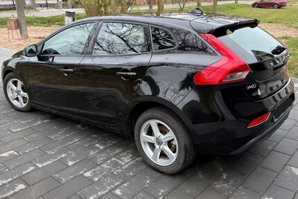 Volvo V40 166.700 km 9.200 &euro; Reitwein 15328