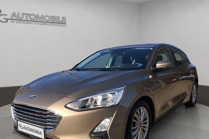 Ford Focus 51.200 km 14.700 &euro; Braunschweig 38110
