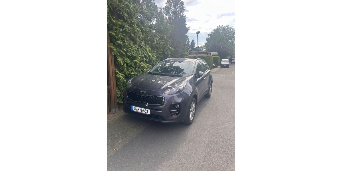 Kia Sportage 105.000 km 13.000 &euro; Düsseldorf 40231