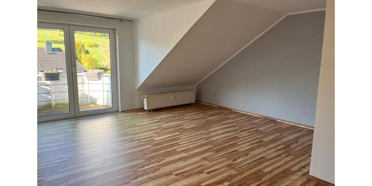 Dachgeschoßwohnung Luhden - 2 Zimmer, 53 m&sup2;, 89.000&euro; | Angebot:26414667