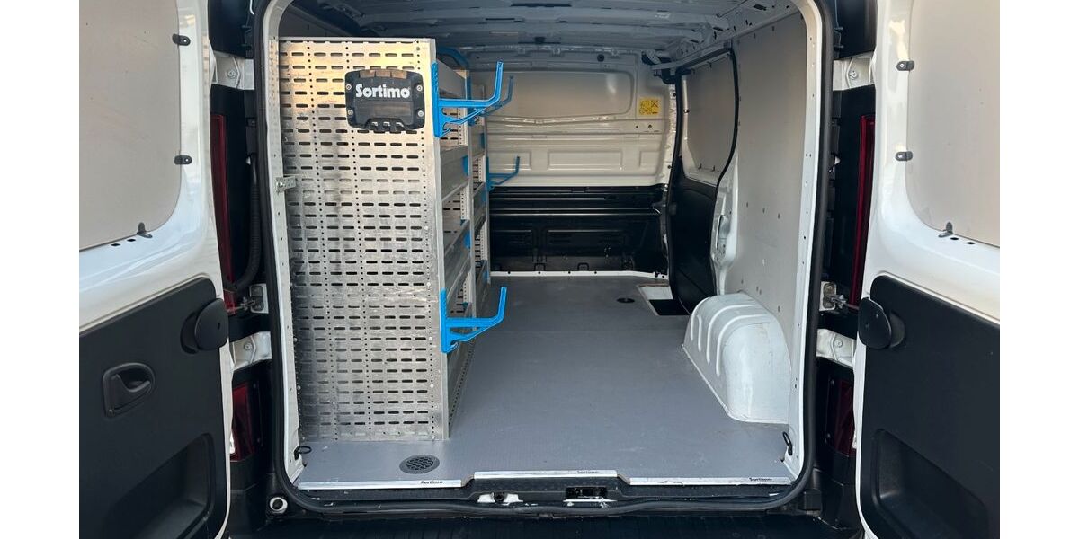 Opel Vivaro 55.336 km 15.490 &euro; Sindelfingen 71065