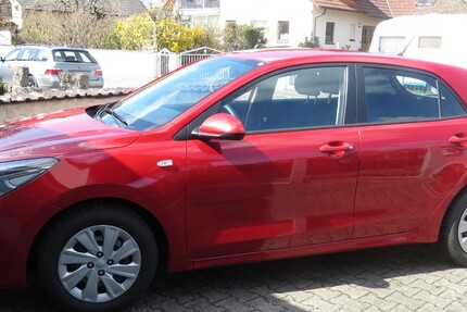 Kia Rio 86.100 km 8.000 &euro; Abenberg 91183