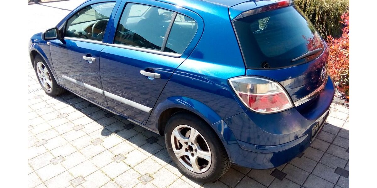 Opel Astra 215.000 km 990 &euro; Andernach 56626