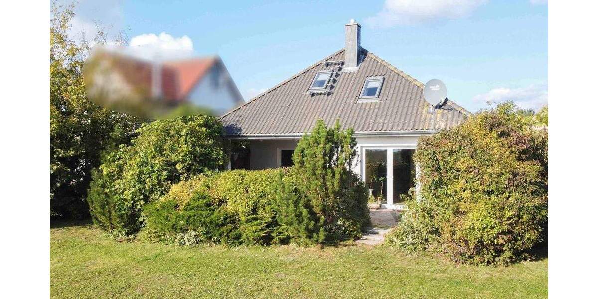 Moderner Bungalow mit ausgebautem Dachgeschoss und Weitblick bis zum Wasser in Sassnitz 6 zimmer