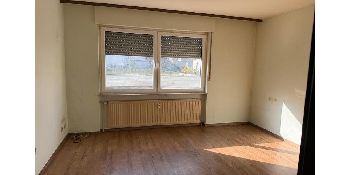 Erdgeschoßwohnung Andernach - 3 Zimmer, 90 m&sup2;, 880&euro; | Angebot:25964257