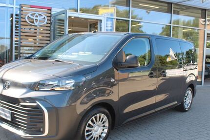 Toyota Proace (Verso) 83.475 km 31.990 &euro; Wedel 22880