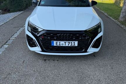 Audi RS3 24.000 km 55.000 &euro; Nassenfels 85128