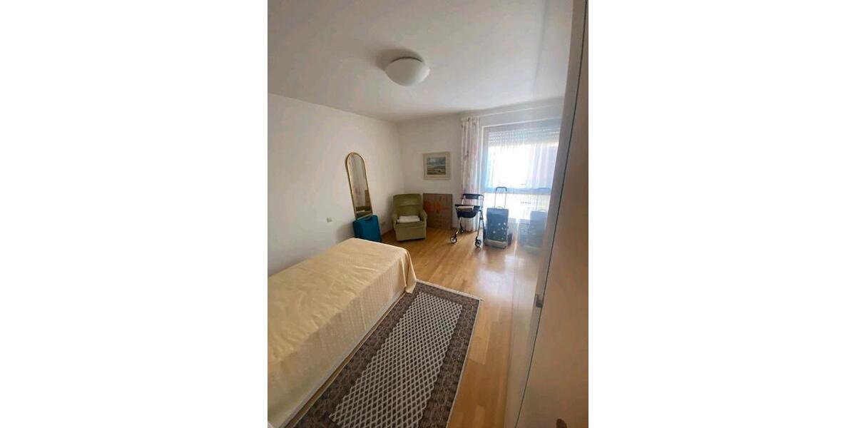 Etagenwohnung Allensbach - 3 Zimmer, 85 m&sup2;, 1.300&euro; | Angebot:26431305