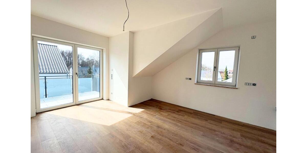 Dachgeschoßwohnung Großmehring - 3 Zimmer, 78 m&sup2;, 379.000&euro; | Angebot:26834921