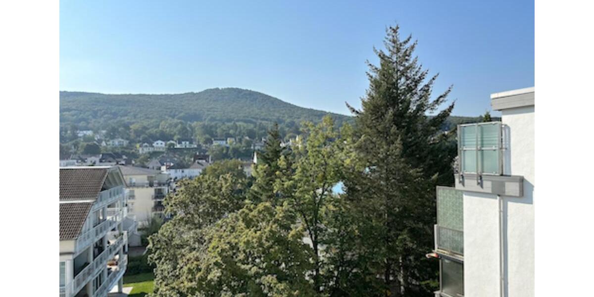 Dachgeschoßwohnung Bad Neuenahr-Ahrweiler Ahrweiler - 3.5 Zimmer, 103 m&sup2;, 220.000&euro; | Angebot:24875672