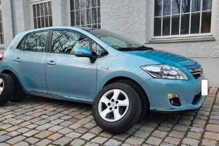 Toyota Auris 128.000 km 7.450 &euro; Nürnberg 90478